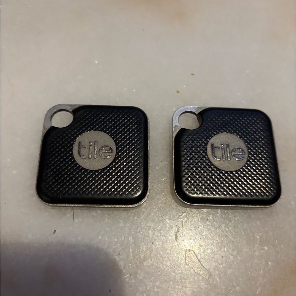2 tile trackers